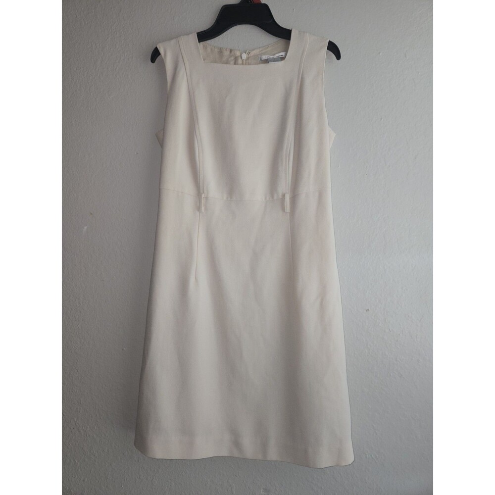 GUESS Collection Cream Sleeveless Sheath Dress Size 4 Square Neck Classic